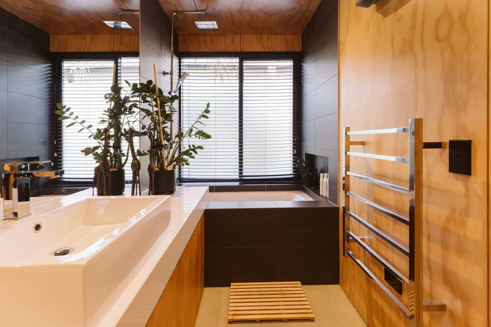 Wood and black bathroom