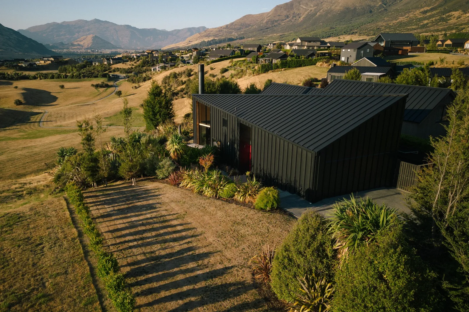 Black wood engineer's house