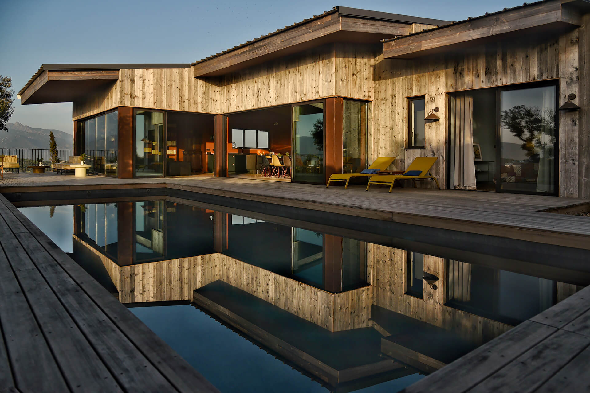 contemporary wooden house Corsica