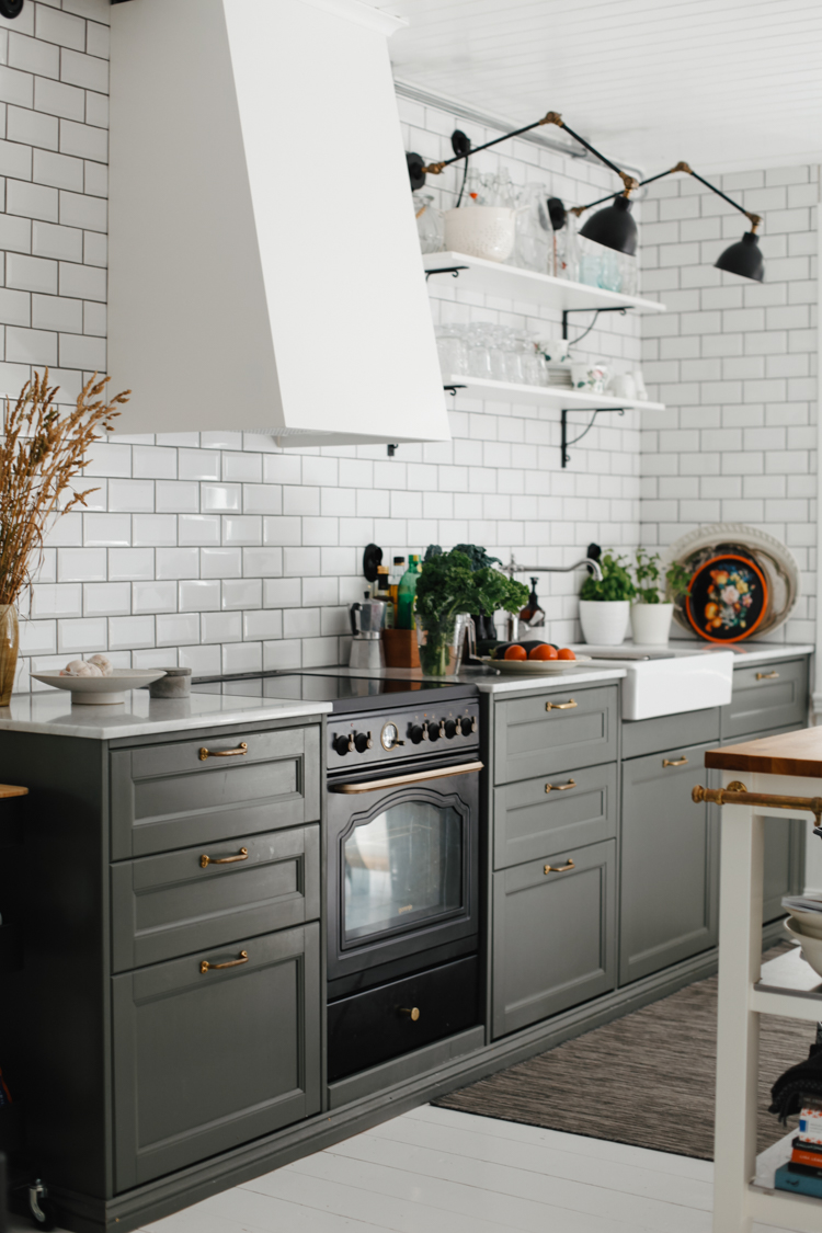 gray kitchen rustic chic decor