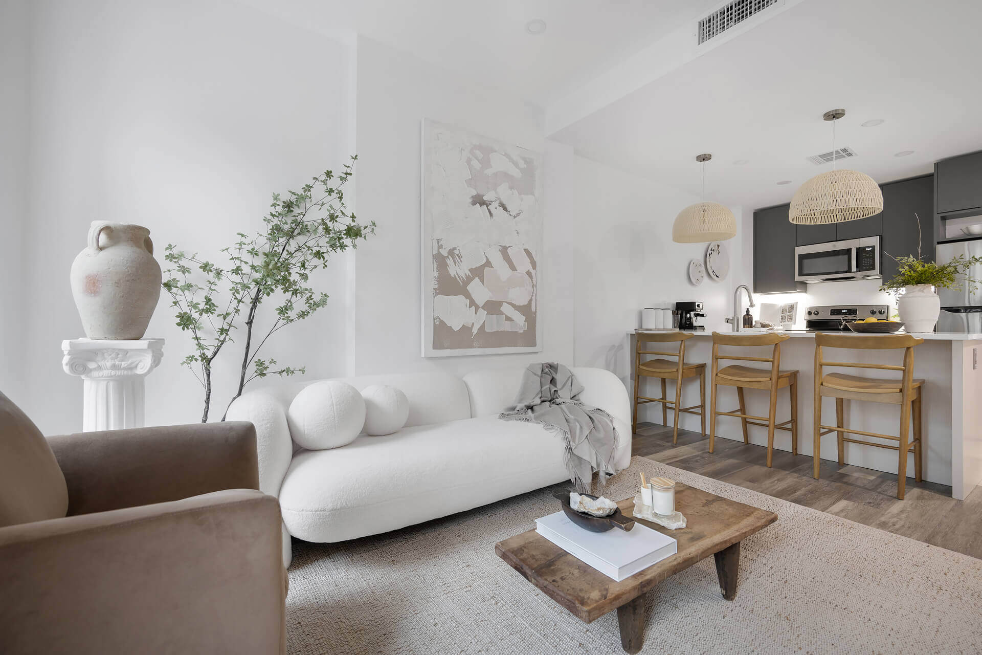 A Serene Oasis of Design A White - MA0